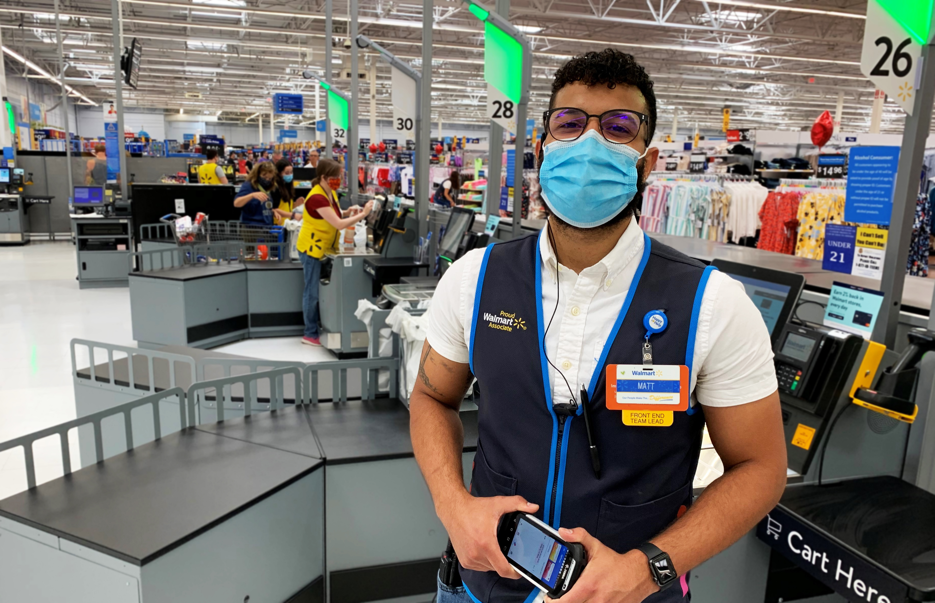 Why a Better Store Associate Experience Means a Great Customer Experience